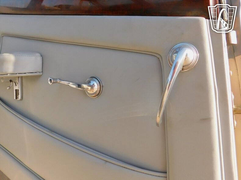 1954 Bentley R-Type