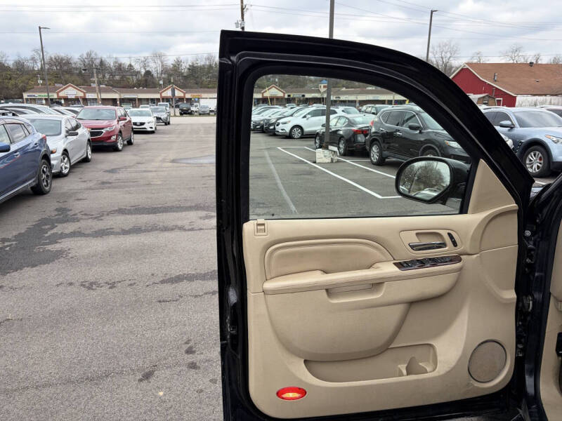 2012 Cadillac Escalade Luxury