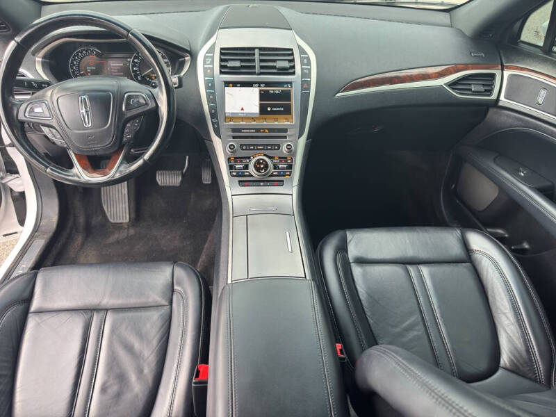 2018 Lincoln MKZ Select