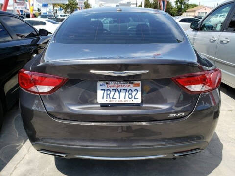 2016 Chrysler 200 Limited