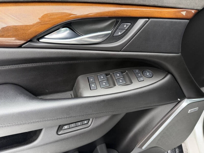 2017 Cadillac Escalade ESV Premium Luxury