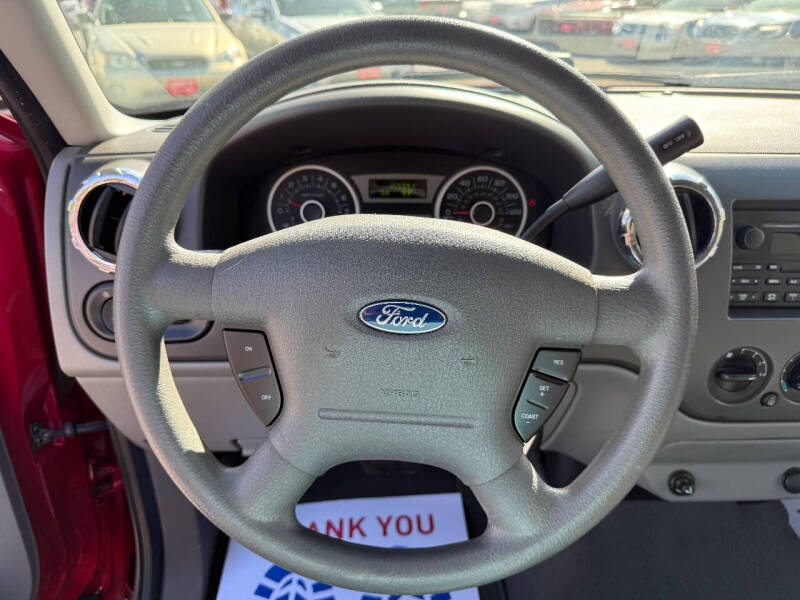 2005 Ford Expedition XLS