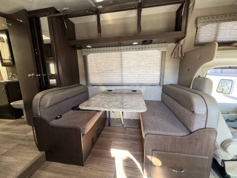 2019 Ford FOUR WINDS THOR 22E