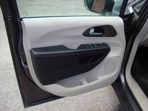 2018 Chrysler Pacifica Touring L