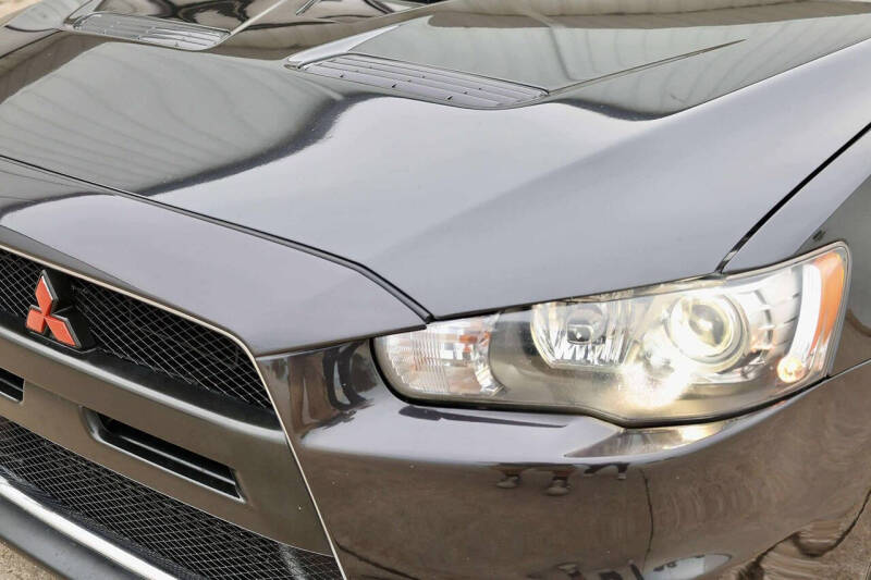 2011 Mitsubishi Lancer Evolution MR