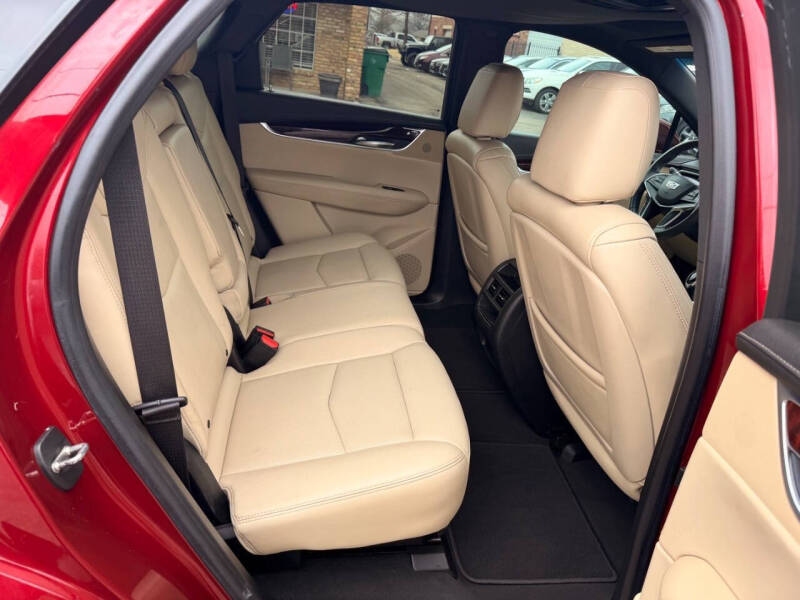 2017 Cadillac XT5 Luxury