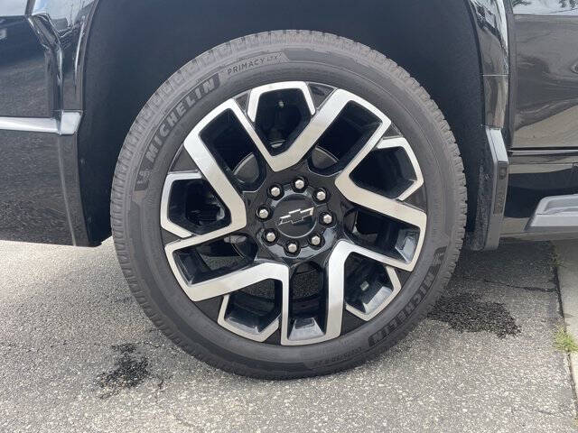 2025 Chevrolet Silverado EV RST