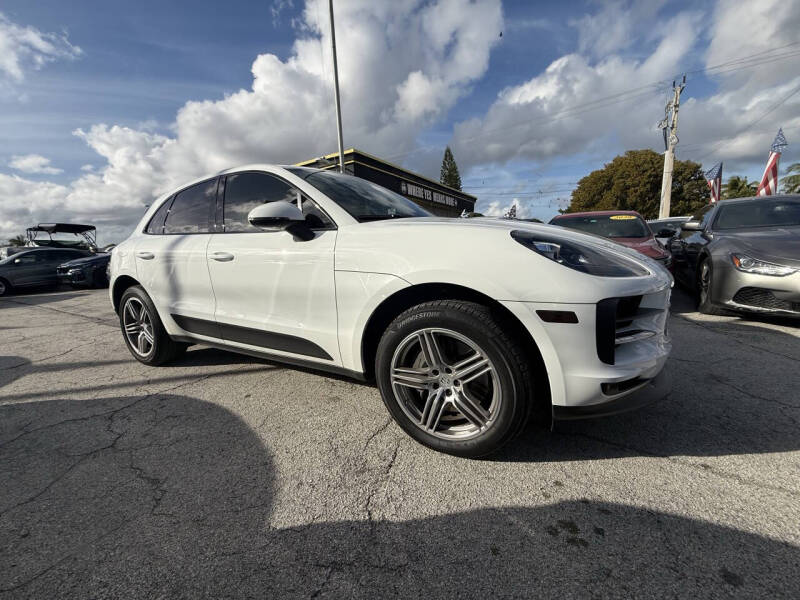 2020 Porsche Macan S