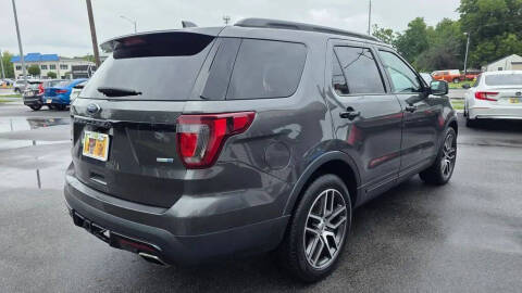 2017 Ford Explorer Sport