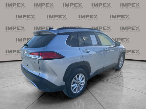 2025 Toyota Corolla Cross LE