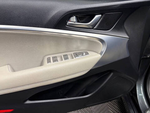 2021 Genesis G70 2.0T