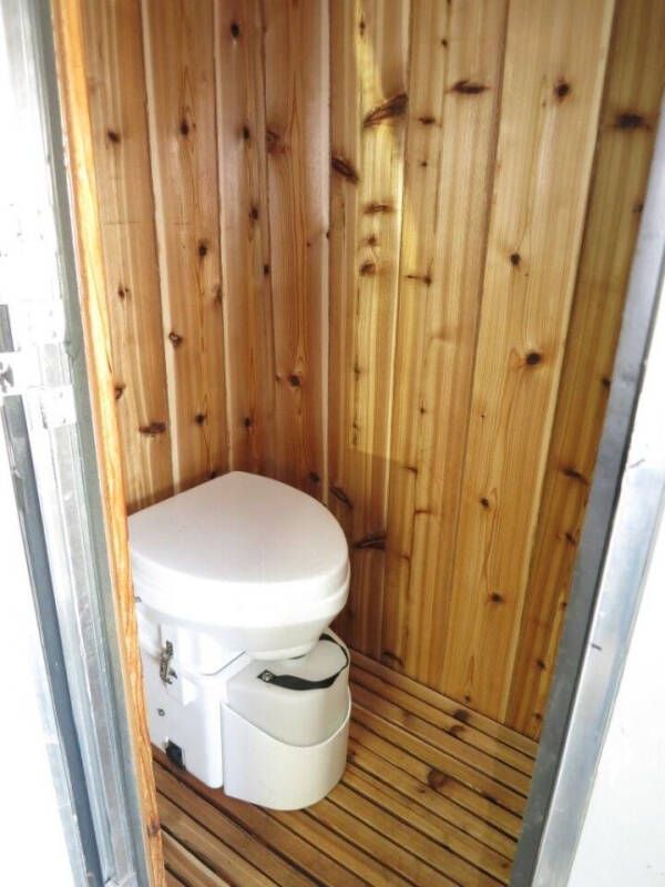 2014 Freightliner M2-106 RV Bus