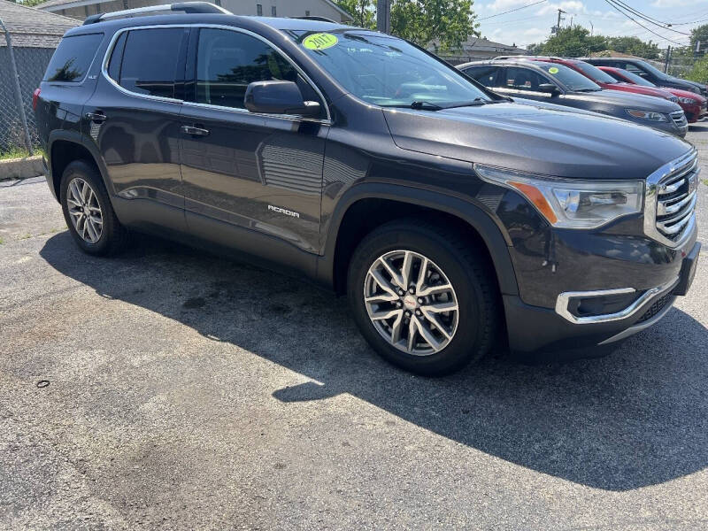 2017 GMC Acadia SLE-2