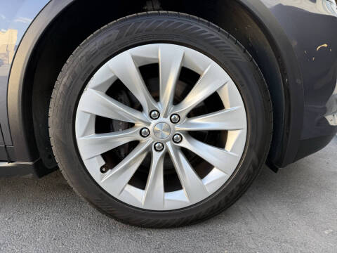 2020 Tesla Model X Long Range Plus