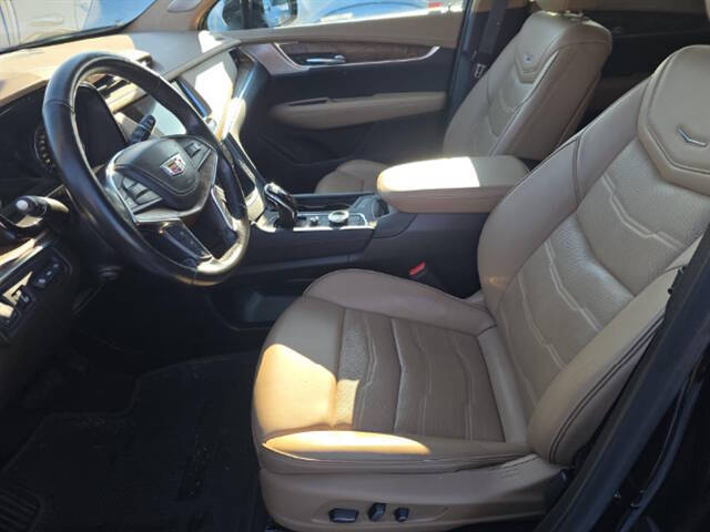 2022 Cadillac XT5 Premium Luxury