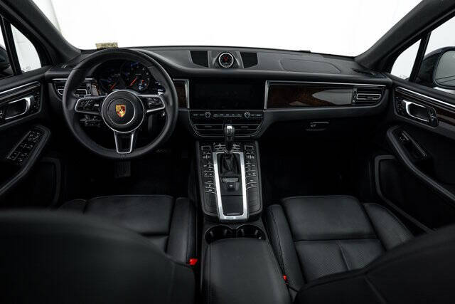 2021 Porsche Macan
