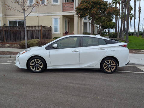 2016 Toyota Prius Three Touring