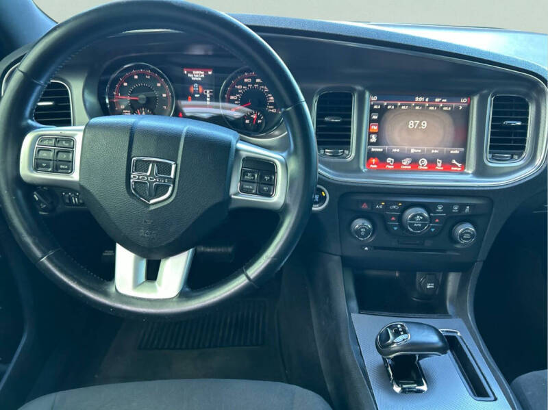 2014 Dodge Charger SXT