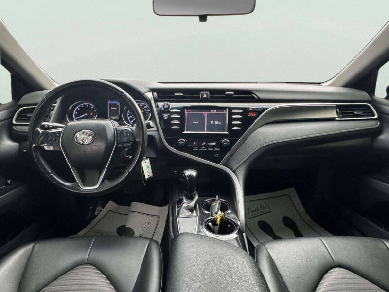 2018 Toyota Camry SE