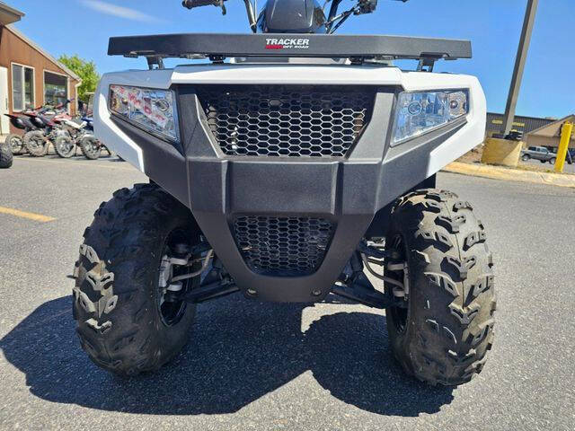 2022 Tracker Off Road