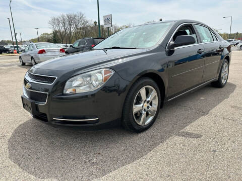 2010 Chevrolet Malibu for sale at Peak Motors in Loves Park IL