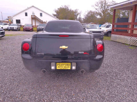 2004 Chevrolet SSR LS