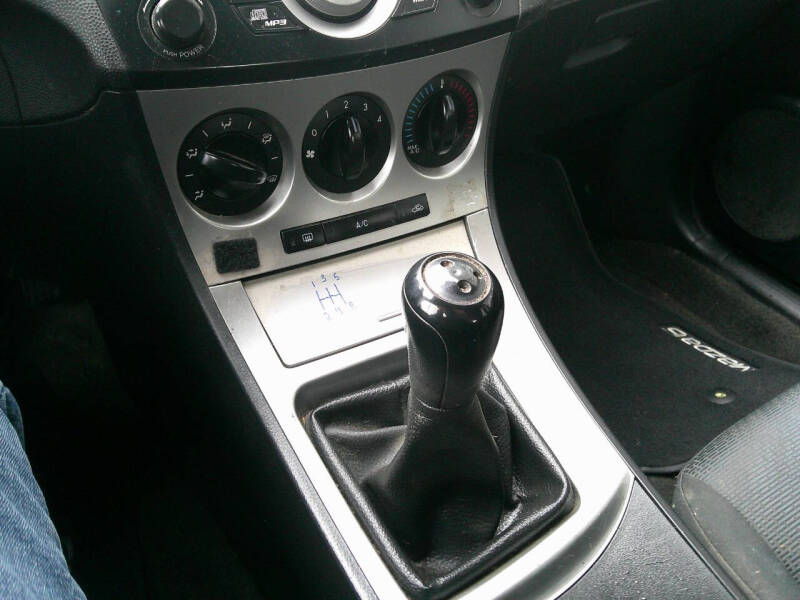 2010 Mazda MAZDA3 i Touring