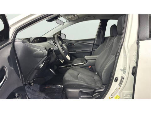 2017 Toyota Prius Three