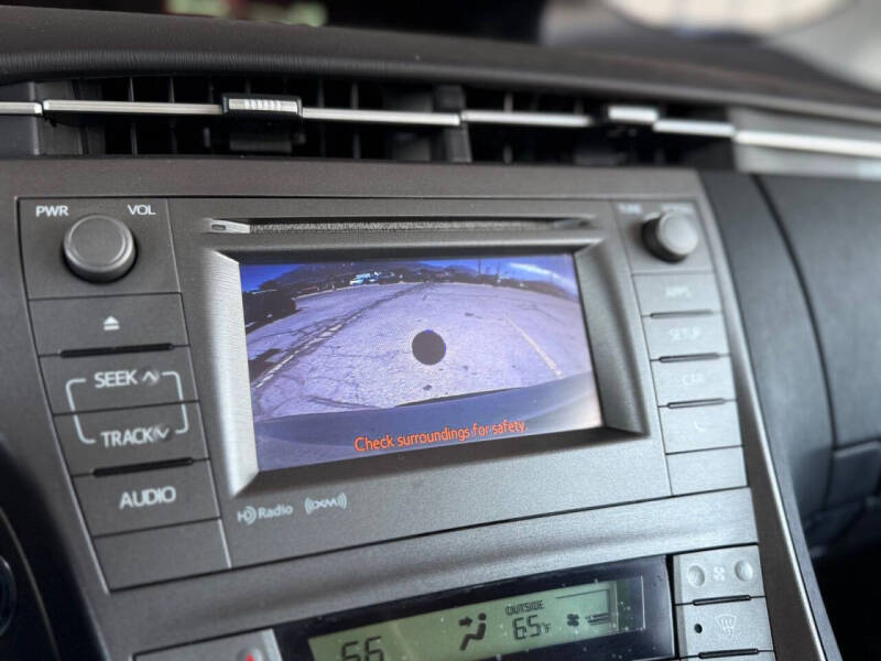 2013 Toyota Prius Three