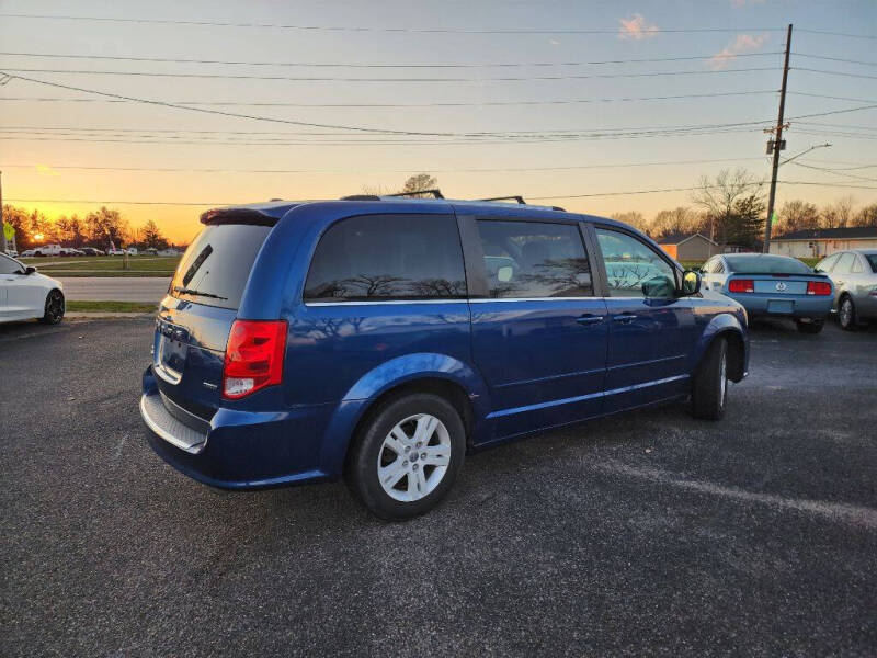 2011 Dodge Grand Caravan Crew