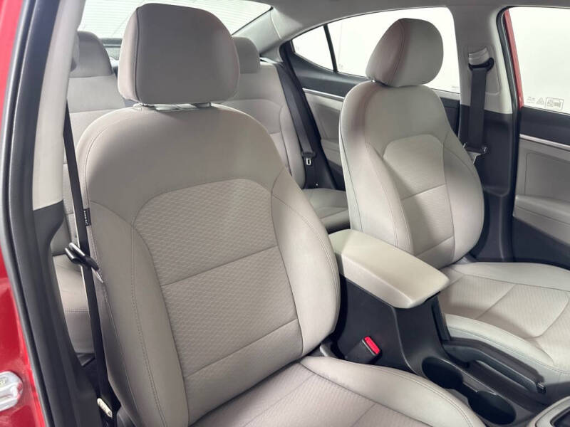 2019 Hyundai Elantra