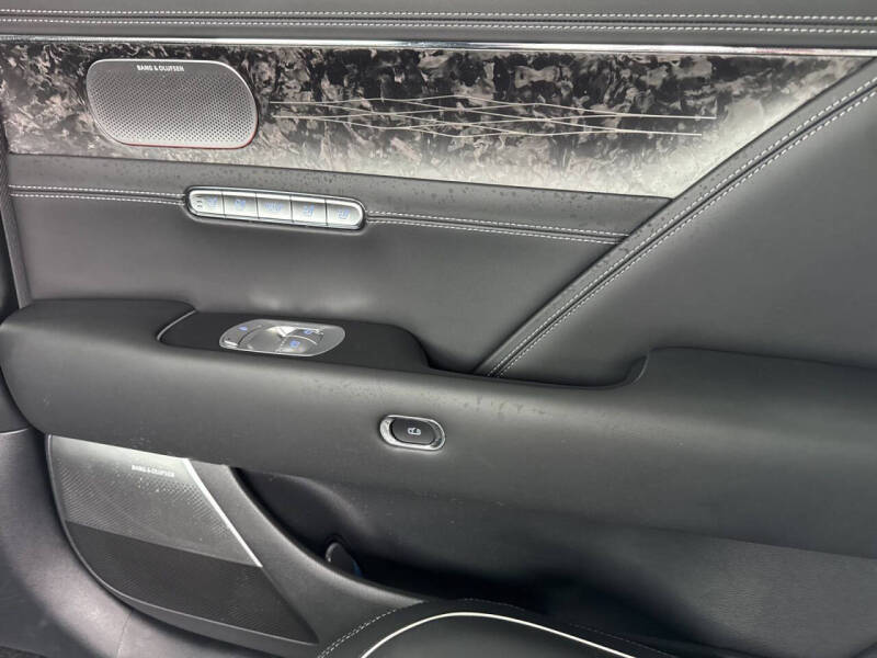 2025 Genesis G90 3.5T e-Supercharger