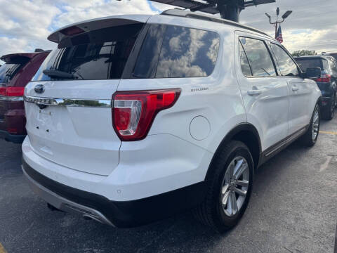 2016 Ford Explorer XLT