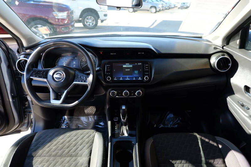 2024 Nissan Kicks SV