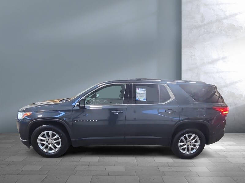 2021 Chevrolet Traverse LT Cloth