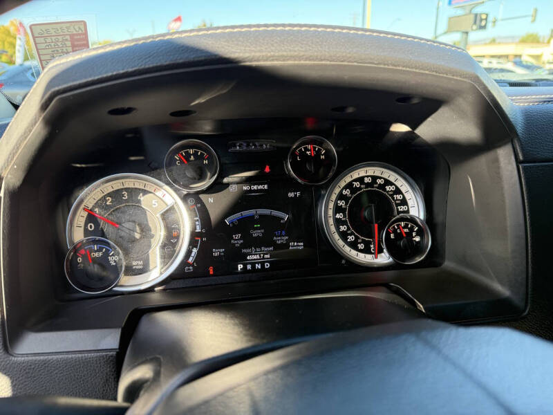 2017 RAM 1500 Laramie