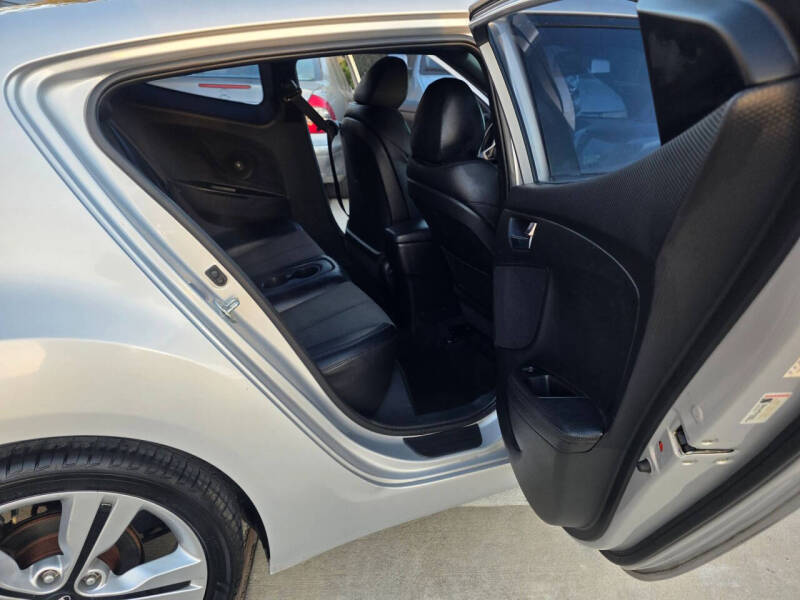 2016 Hyundai Veloster