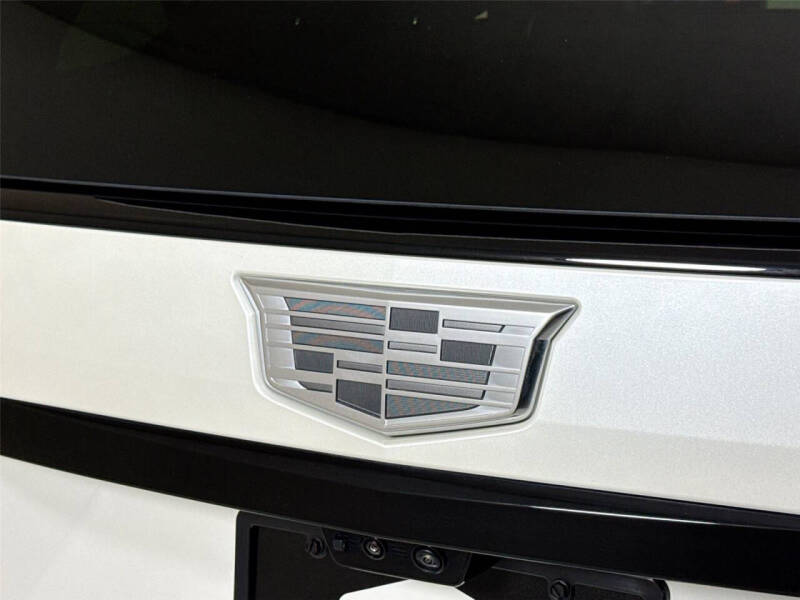 2025 Cadillac Escalade-V