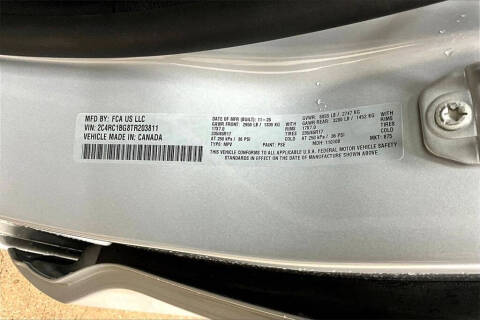 2026 Chrysler Pacifica Select