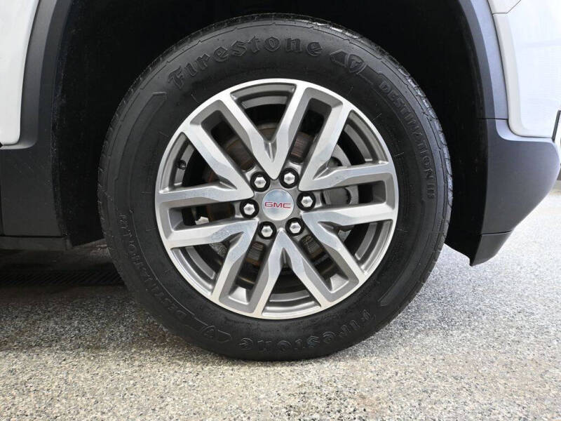 2017 GMC Acadia SLE-2