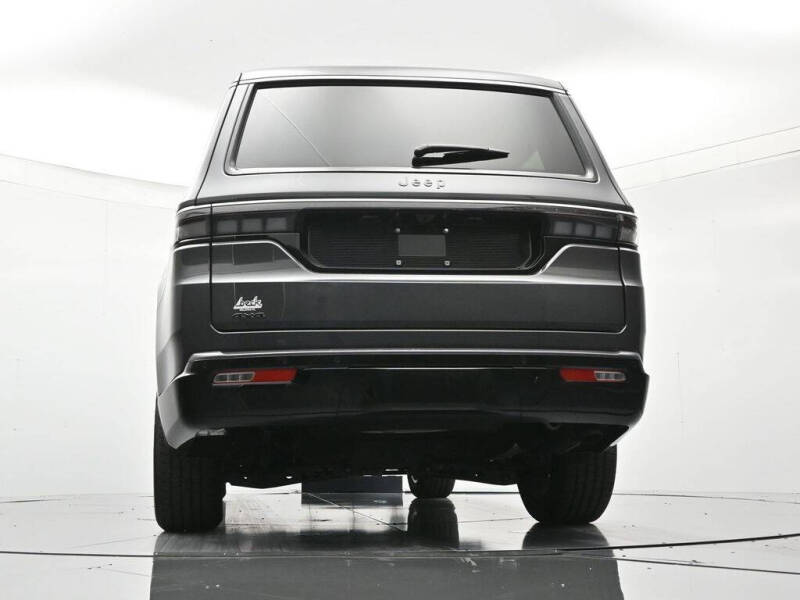 2026 Jeep Grand Wagoneer
