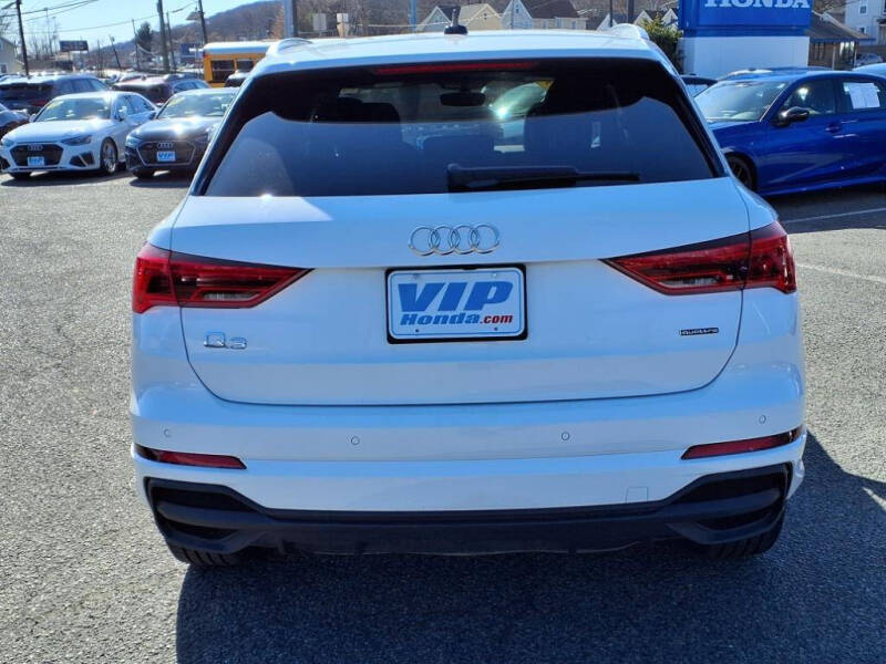 2023 Audi Q3 quattro S line Premium 45 TFSI