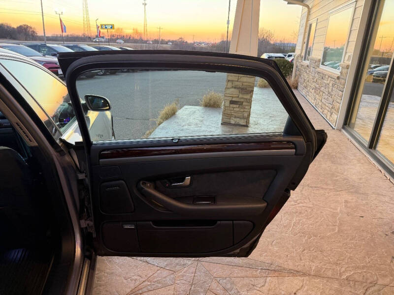 2005 Audi A8 L quattro