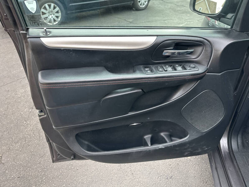 2017 Dodge Grand Caravan GT