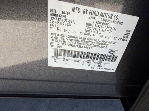 2020 Ford Edge Titanium