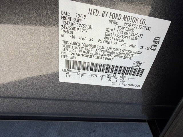 2020 Ford Edge Titanium