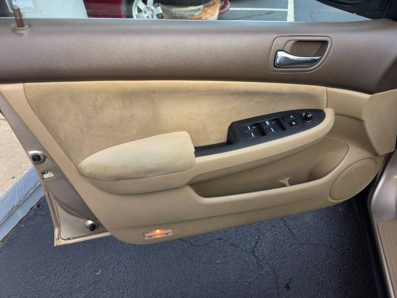 2004 Honda Accord LX