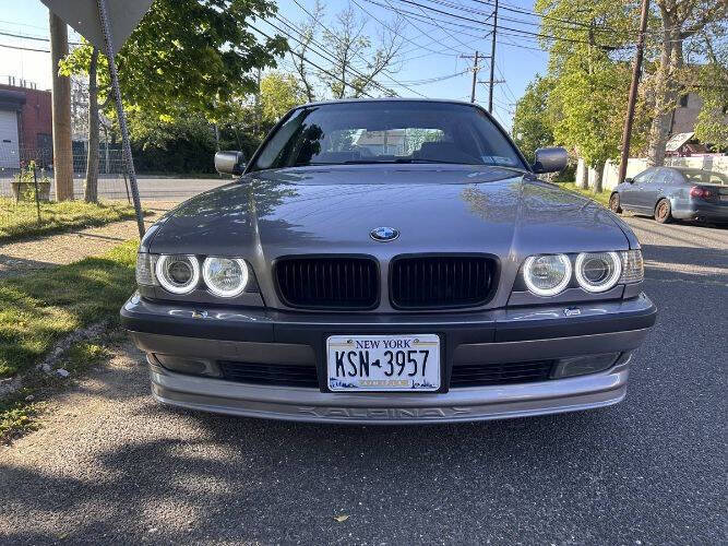 2000 BMW 7 Series