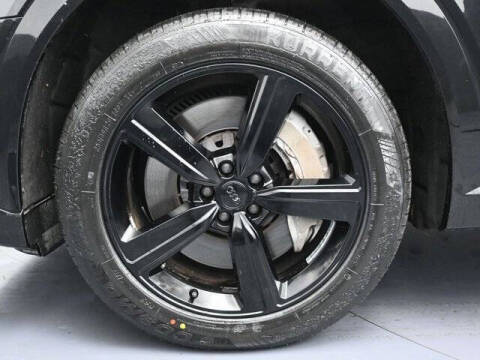 2019 Audi e-tron quattro Prestige