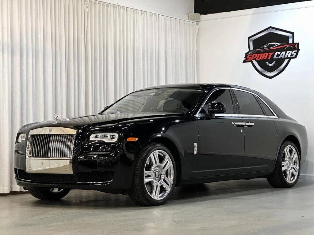 Giá xe RollsRoyce Ghost Black Badge mới nhất 2023  Tinxe